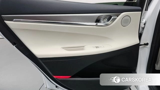 Hyundai The New Grandeur IG Hybrid id 4666479 из Кореи 18