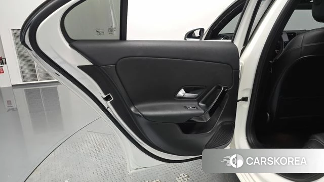 Mercedes-Benz A-Class W177 id 4402850 из Кореи 18