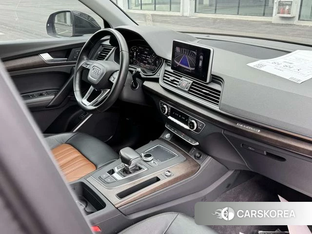 Audi Q5L id 4240112 из Китая 18