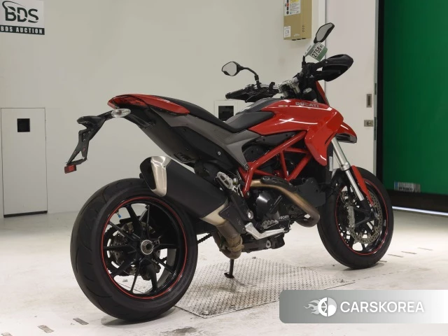 Проданный Ducati HYPERMOTARD 820 2014 из Японии, фото 2
