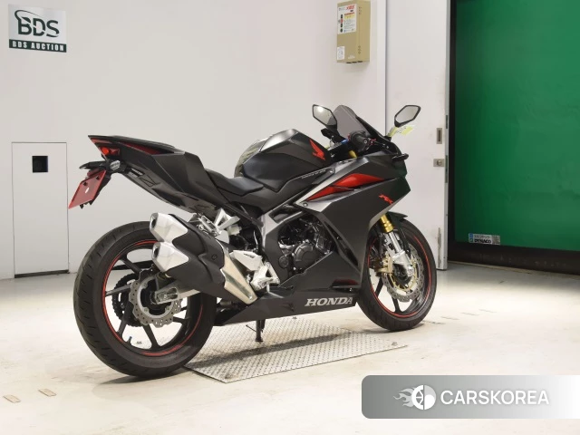 Проданный Honda CBR250RR ABS 2017 из Японии, фото 2