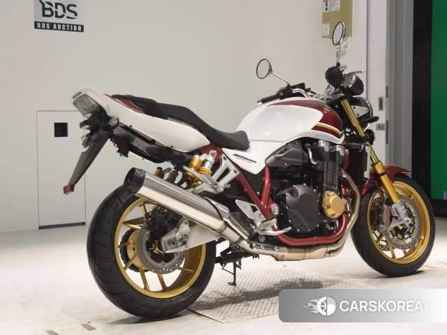 Проданный Honda CB1300SF SP 2023 из Японии, фото 2