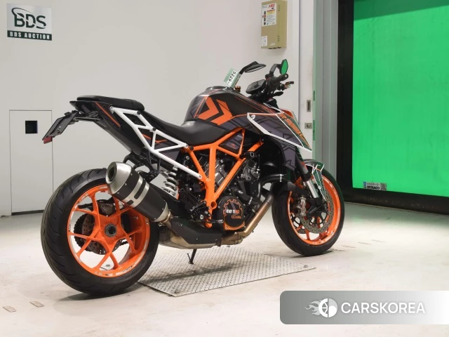 Проданный KTM 1290 SUPER DUKE R 2018 из Японии, фото 2