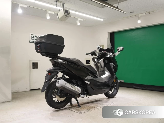 Проданный Honda FORZA 2018 из Японии, фото 2