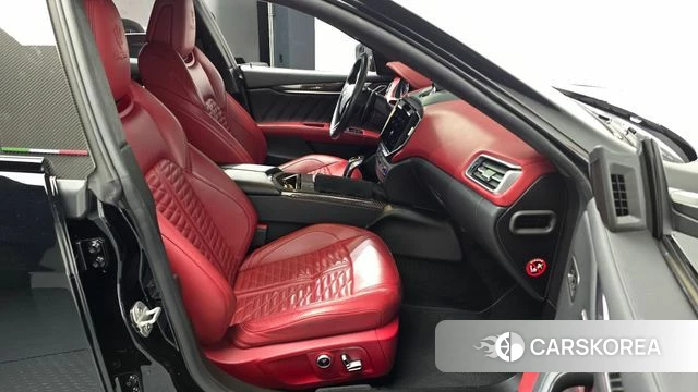 Maserati Ghibli id 4415779 из Кореи 18