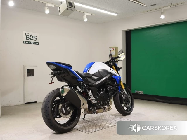 Проданный Suzuki GSR750 ABS 2014 из Японии, фото 2