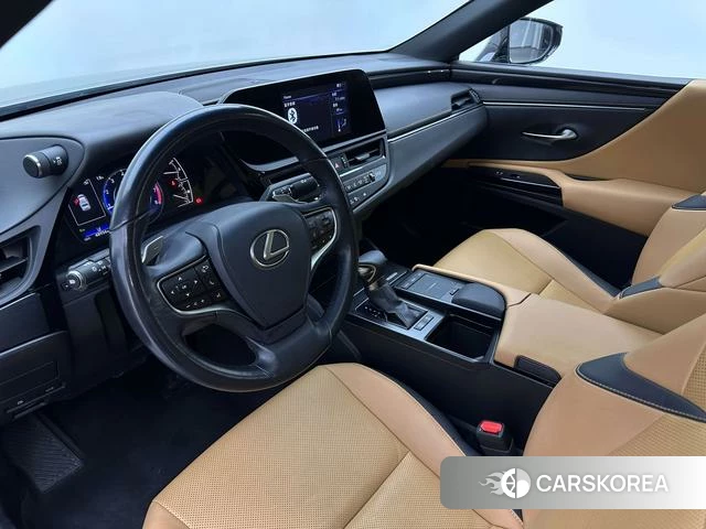 Lexus ES id 4254170 из Китая 18