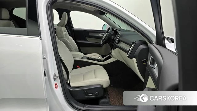 Volvo XC40 id 4266177 из Кореи 18