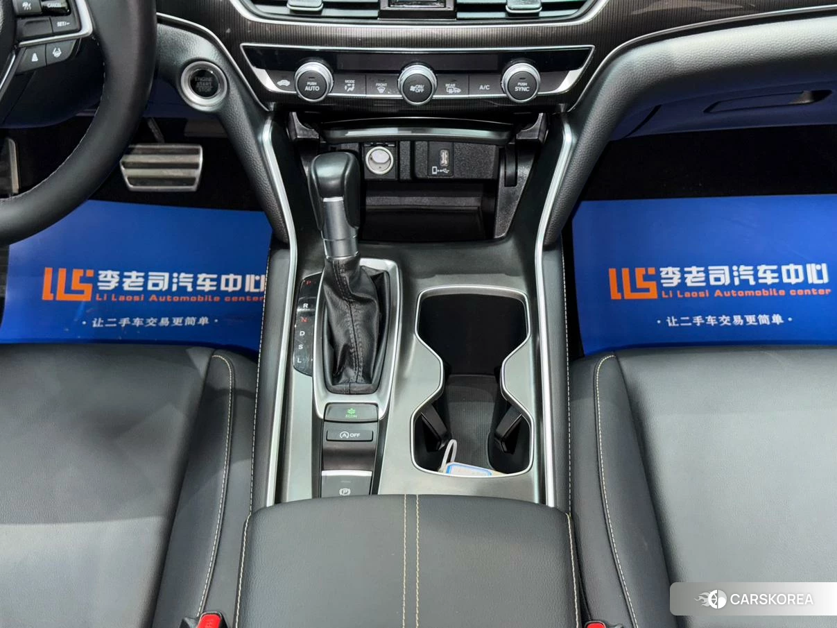 Honda Accord id 4421066 из Китая 18