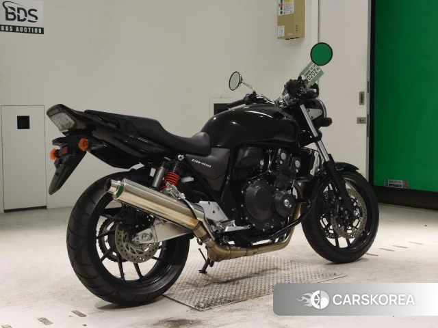 Проданный Honda CB400SF ABS 2021 из Японии, фото 2