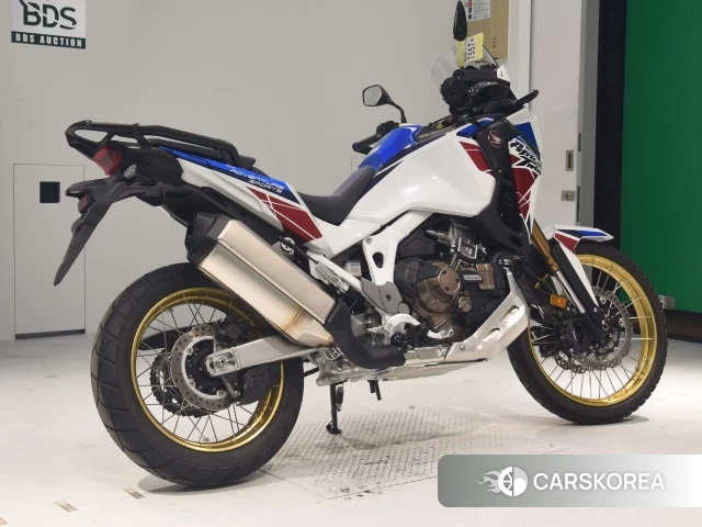 Проданный Honda CRF1100L AFRICA TWIN DCT 2023 из Японии