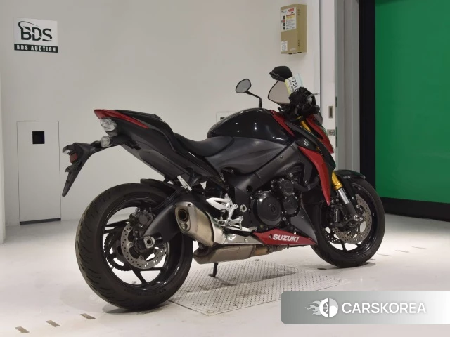 Проданный Suzuki GSX-S1000F 2016 из Японии, фото 2