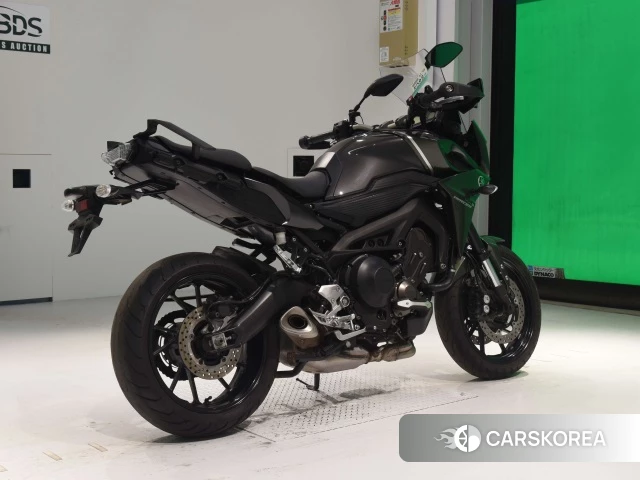 Проданный Yamaha MT-09 2017 из Японии, фото 2