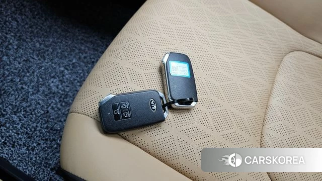 Kia Carnival 4th generation id 4637316 из Кореи 18