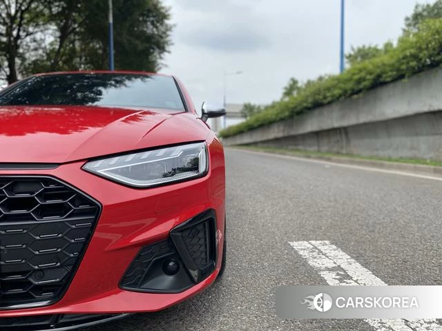 Audi S4 id 4254455 из Китая 18