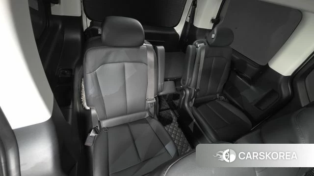 Hyundai Staria id 4349296 из Кореи 18