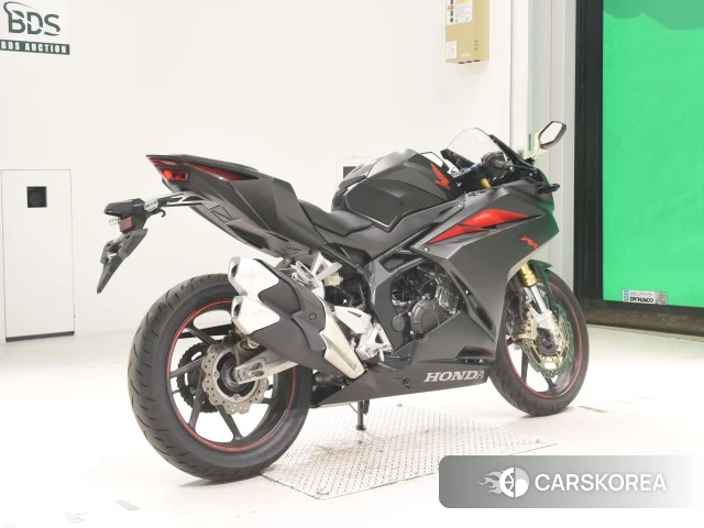 Проданный Honda CBR250RR ABS id 4122383 из Японии
