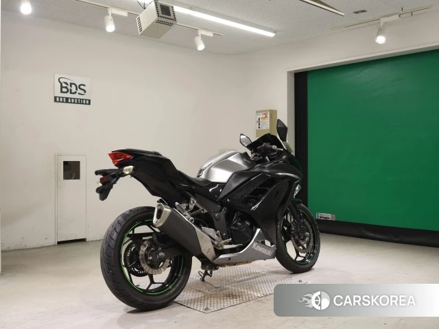 Проданный Kawasaki NINJA 250 ABS 2015 из Японии, фото 2