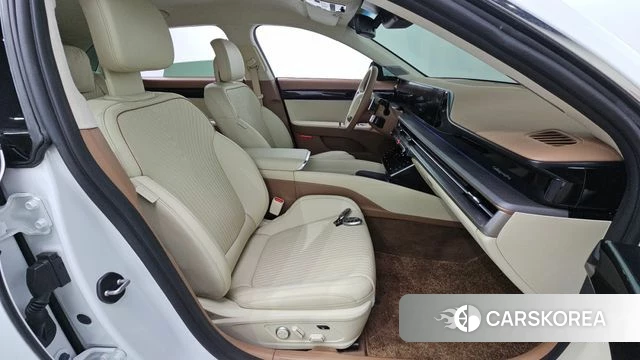 Hyundai Grandeur (GN7) id 4243768 из Кореи 18