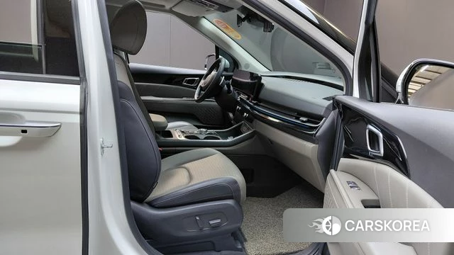 Kia The New Carnival 4th Generation id 4893111 из Кореи 18