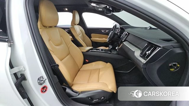 Volvo V60 Cross-Country 2nd Generation id 4304679 из Кореи 18