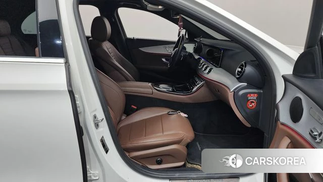 Mercedes-Benz E-Class W213 id 4872721 из Кореи 18