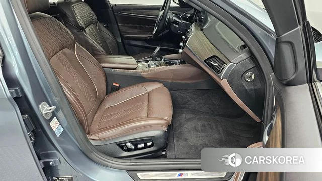 BMW 5 Series (G30) id 4531046 из Кореи 18