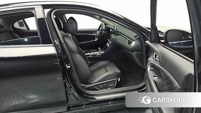 Genesis G70 id 4574500 из Кореи 18