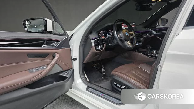 BMW 5 Series (G30) id 4692016 из Кореи 18