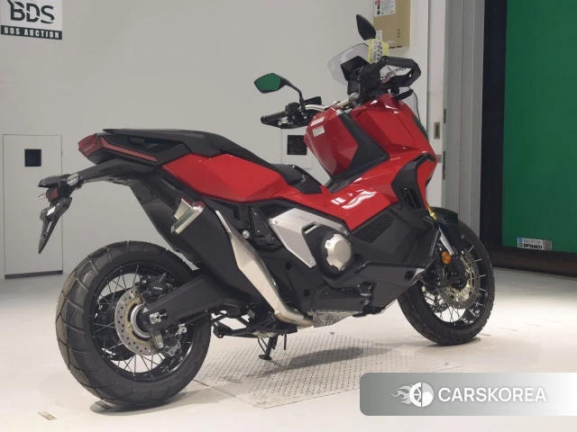 Проданный Honda X-ADV 750 2024 из Японии
