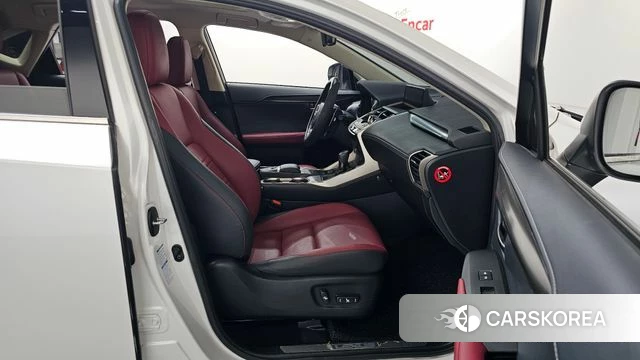 Lexus NX300h id 4581476 из Кореи 18