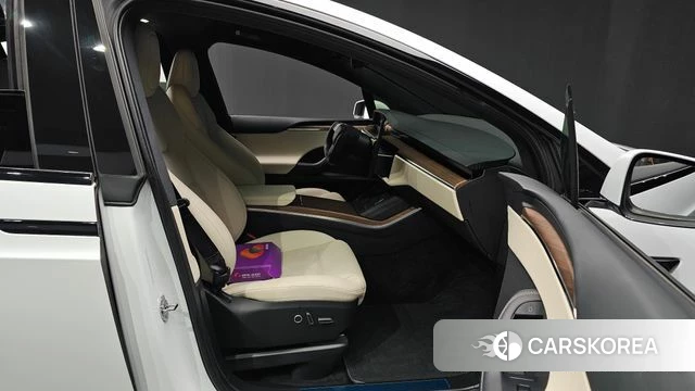 Tesla Model X id 4560932 из Кореи 18