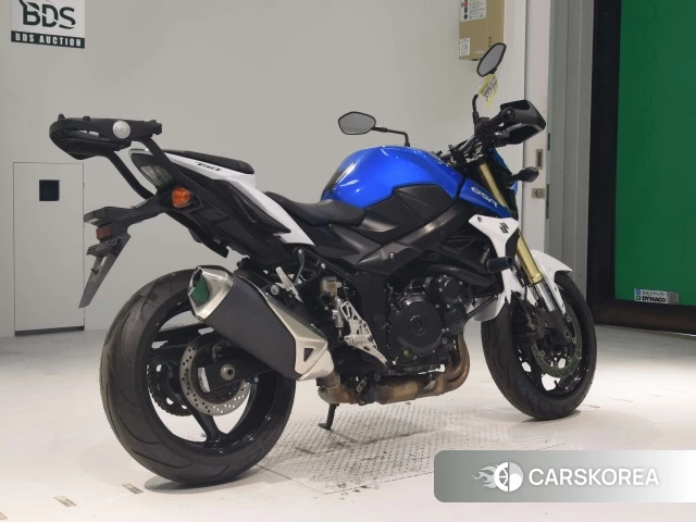 Проданный Suzuki GSR750 ABS 2013 из Японии, фото 2