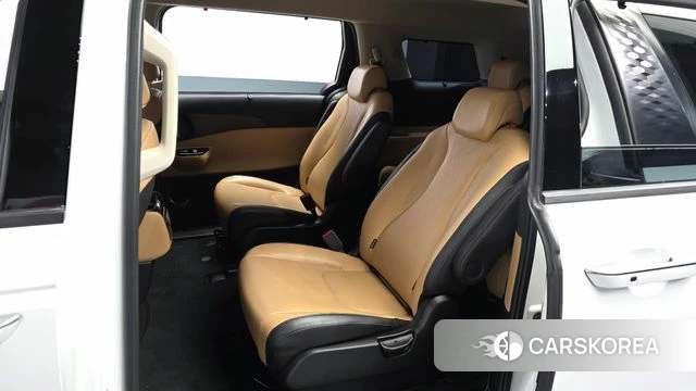 Kia Carnival 4th generation id 4687671 из Кореи 18