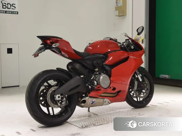 Проданный Ducati 899 PANIGALE 2014 из Японии