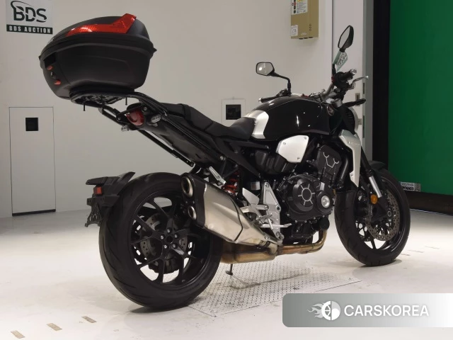 Проданный Honda CB1000R 2019 из Японии, фото 2