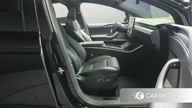 Tesla Model X id 4463150 из Кореи 18
