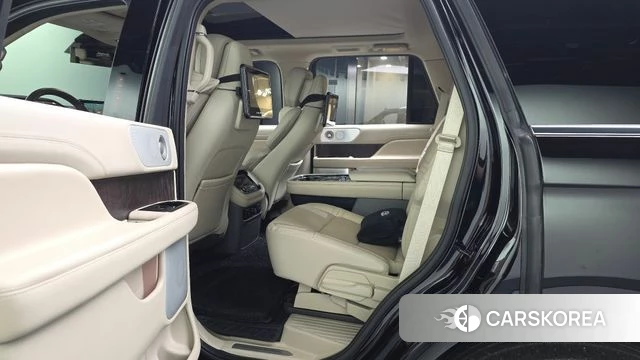 Lincoln Navigator 4th generation id 4619418 из Кореи 18
