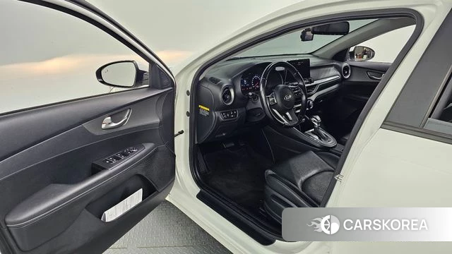 Kia Come New K3 id 4196883 из Кореи 18