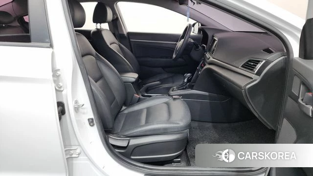 Hyundai Avante AD id 4574474 из Кореи 18
