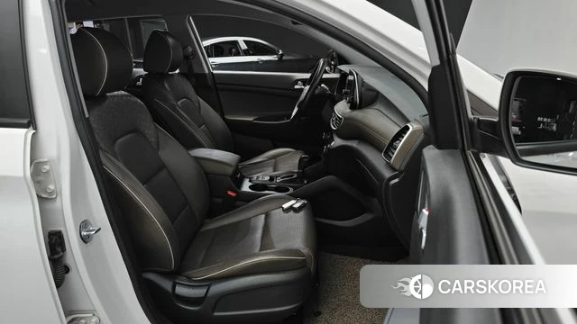 Hyundai All New Tucson id 4536574 из Кореи 18