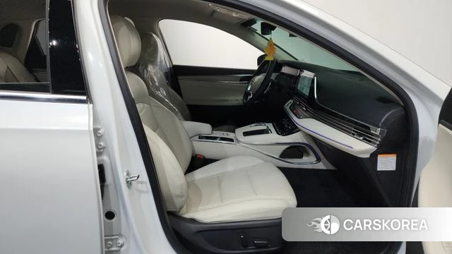 Hyundai The New Grandeur IG Hybrid id 4383116 из Кореи 18