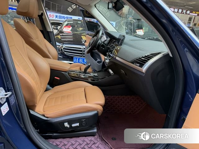 BMW X3 id 4211652 из Китая 18