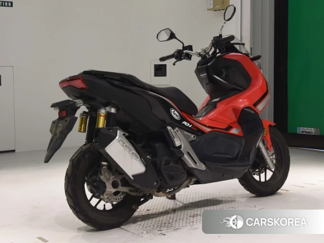 Проданный Honda ADV150 2019 из Японии, фото 2