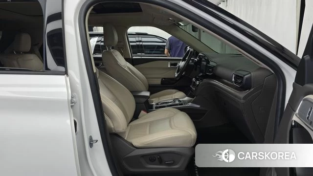 Ford Explorer 6th Generation id 4697189 из Кореи 18