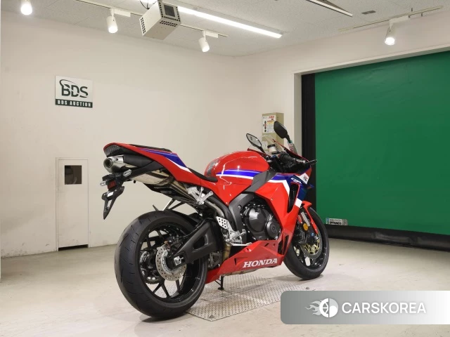 Проданный Honda CBR600RR 2024 из Японии, фото 2