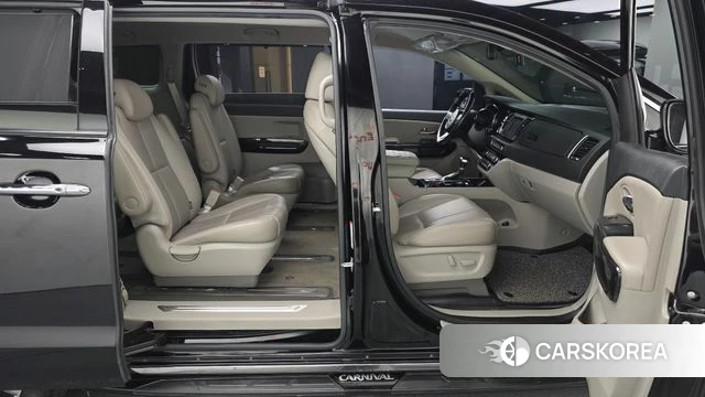 Kia The New Carnival id 4943875 из Кореи 18
