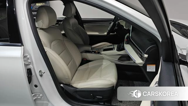 Hyundai The New Grandeur IG Hybrid id 4303312 из Кореи 18