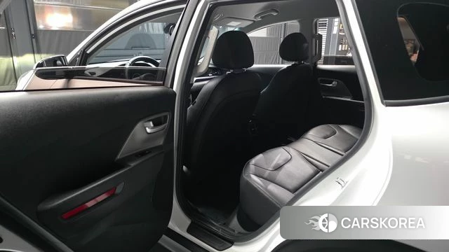 Kia Niro Plus id 4745299 из Кореи 18