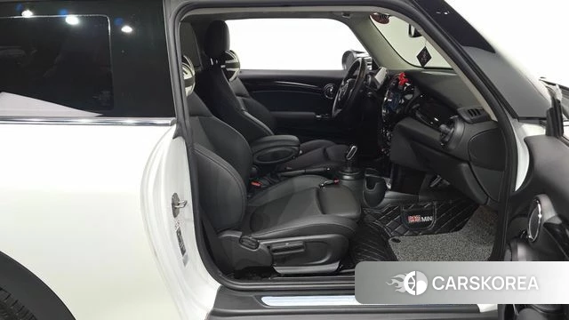 Mini Cooper id 4696442 из Кореи 18